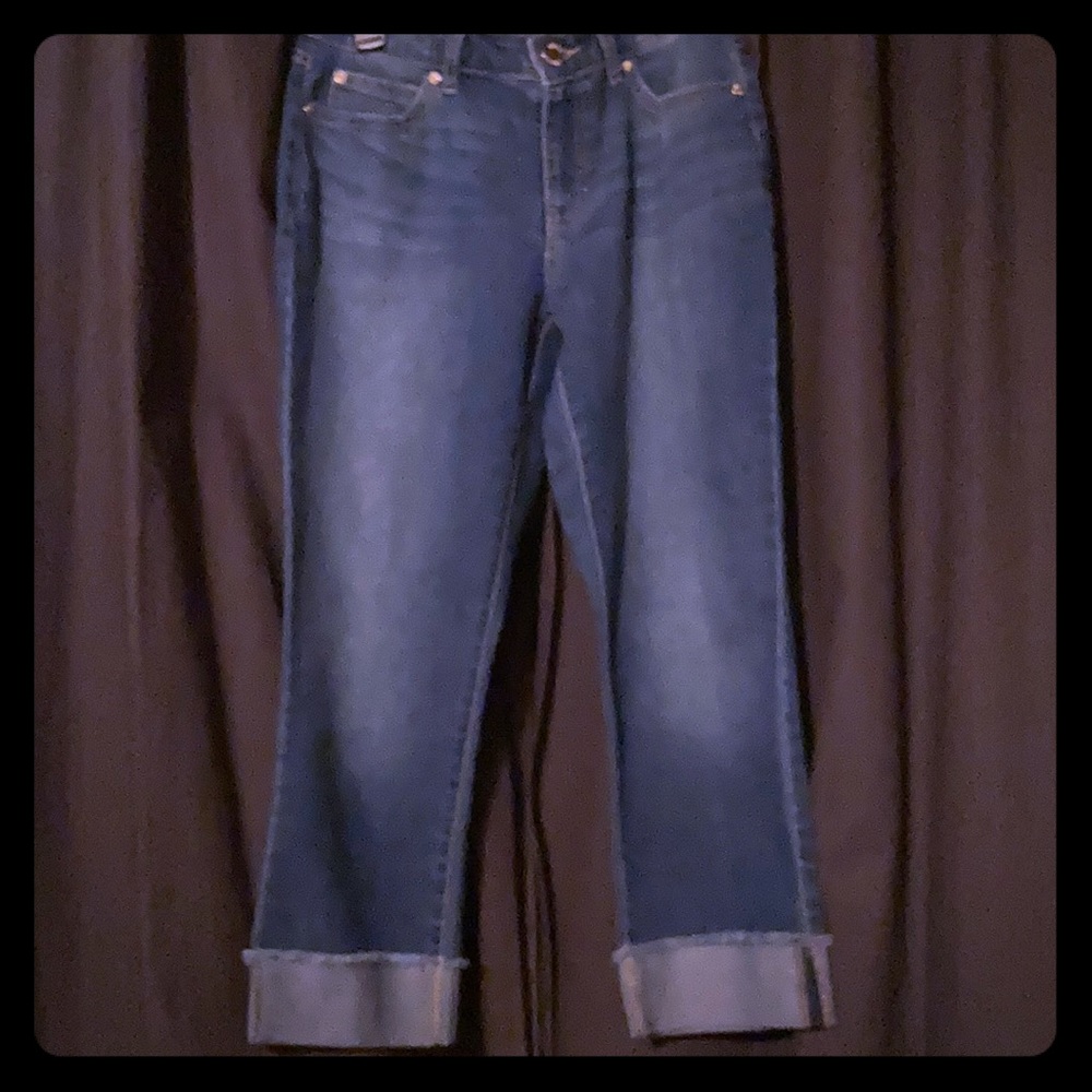 Jennifer Lopez Capri jeans 👖